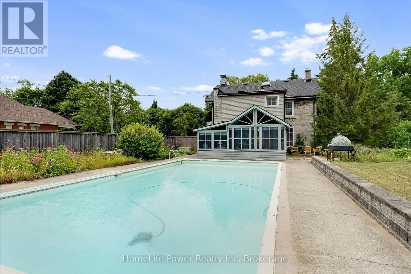 2 Alwington Avenue, Kingston (Central City East), Ontario  K7L 4R3 - Photo 43 - X12663804