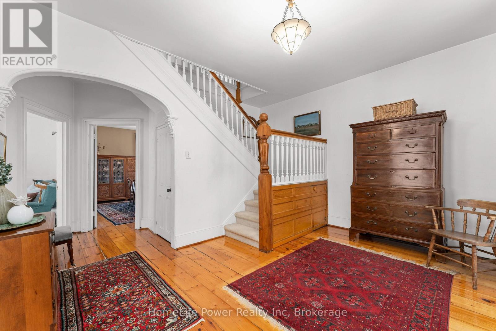 2 Alwington Avenue, Kingston (Central City East), Ontario  K7L 4R3 - Photo 6 - X12663804