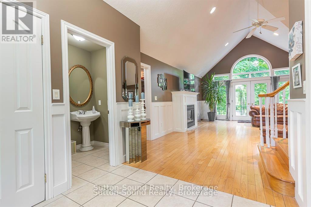 124 Golden Pond Drive, South Bruce Peninsula, Ontario  N0H 2T0 - Photo 4 - X12663880