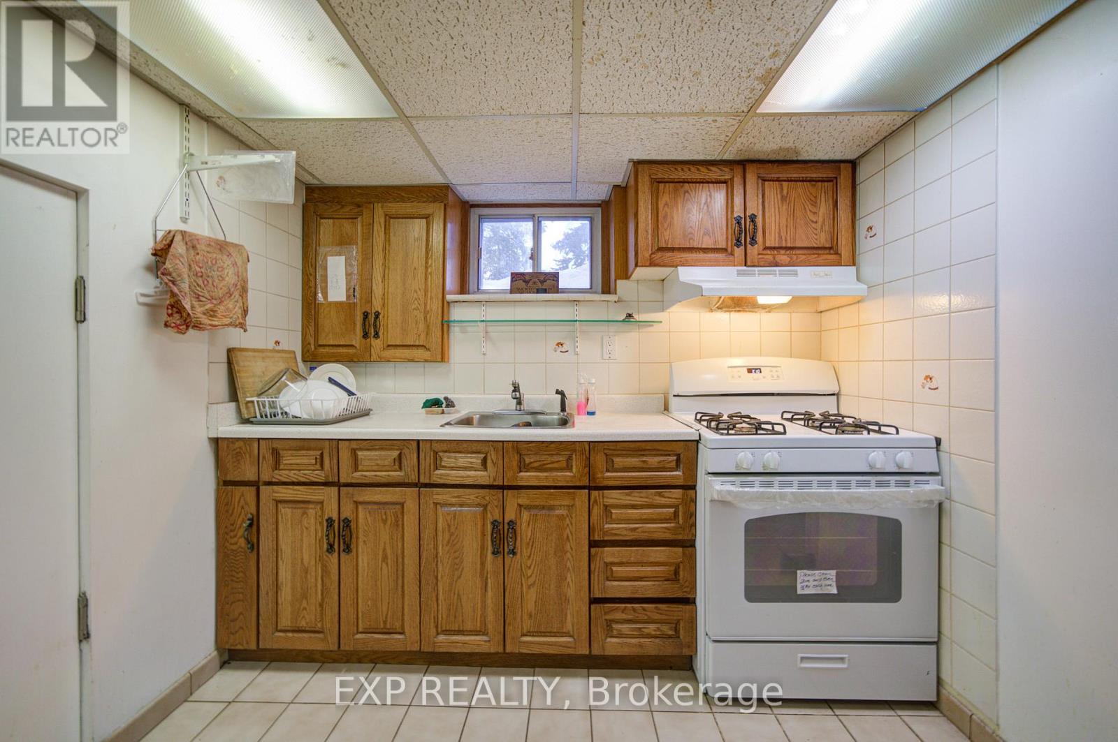 63 Midland Avenue, Toronto, Ontario  M1N 3Z8 - Photo 37 - E12663556