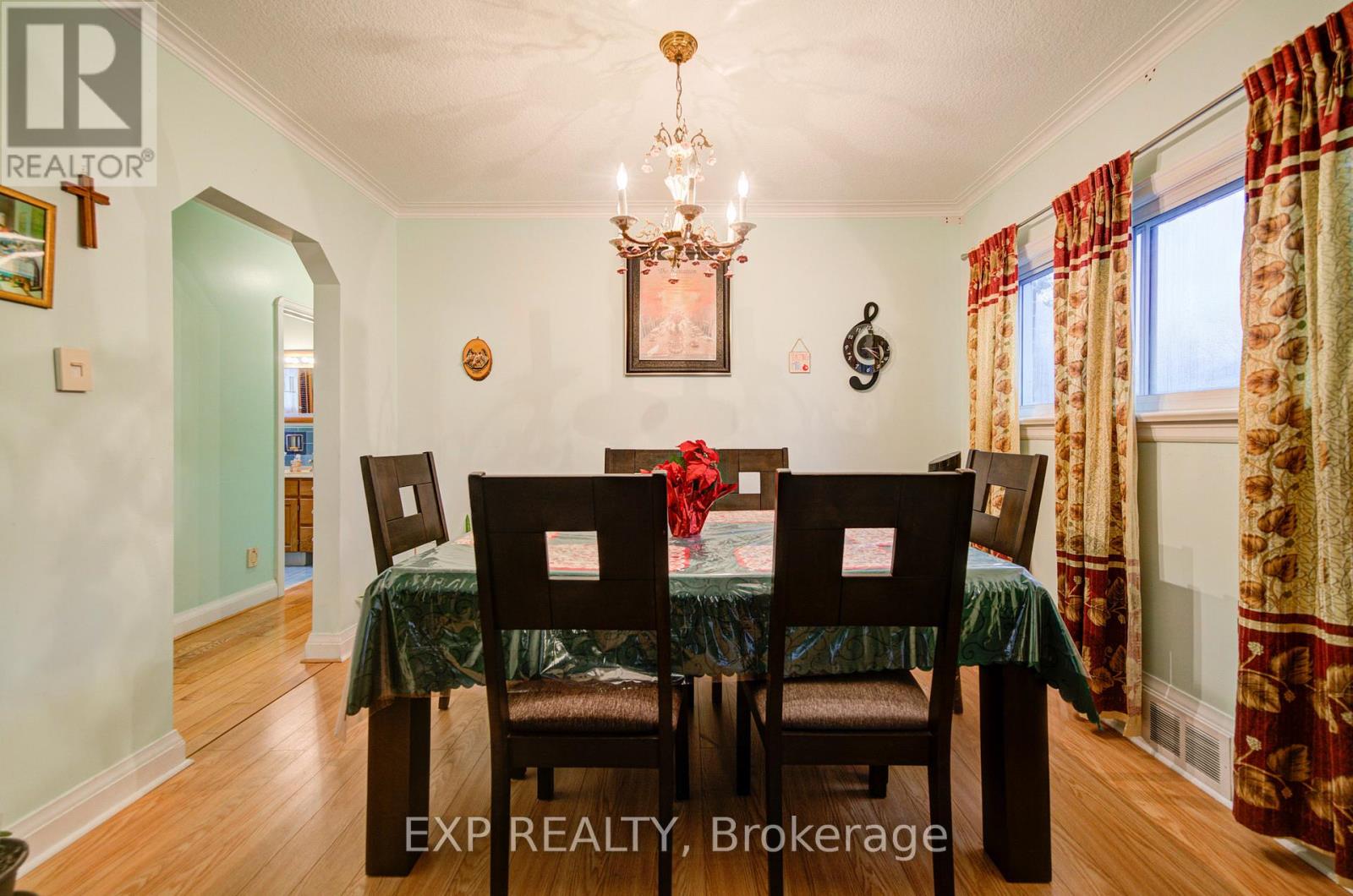 63 Midland Avenue, Toronto, Ontario  M1N 3Z8 - Photo 7 - E12663556