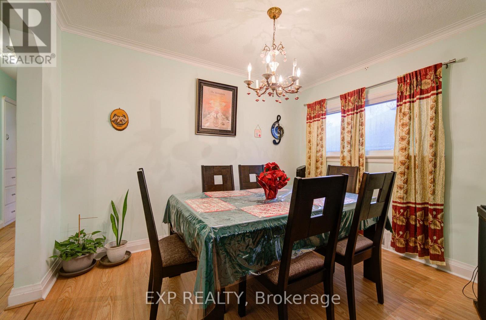 63 Midland Avenue, Toronto, Ontario  M1N 3Z8 - Photo 6 - E12663556