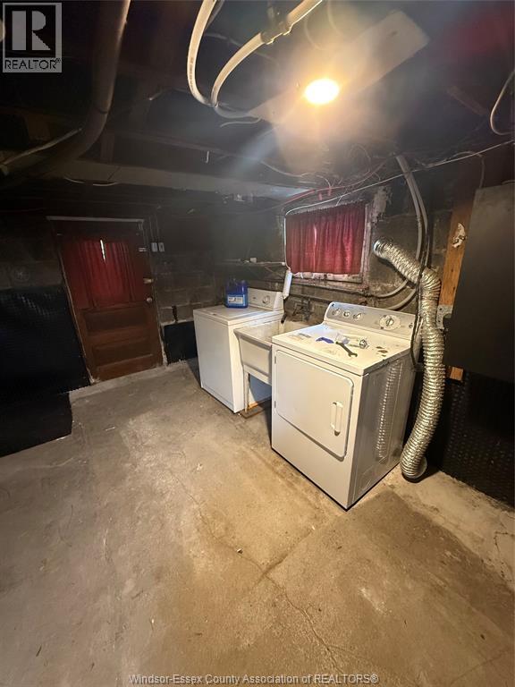 217 Campbell Avenue, Windsor, Ontario  N9B 2H1 - Photo 12 - 26000231