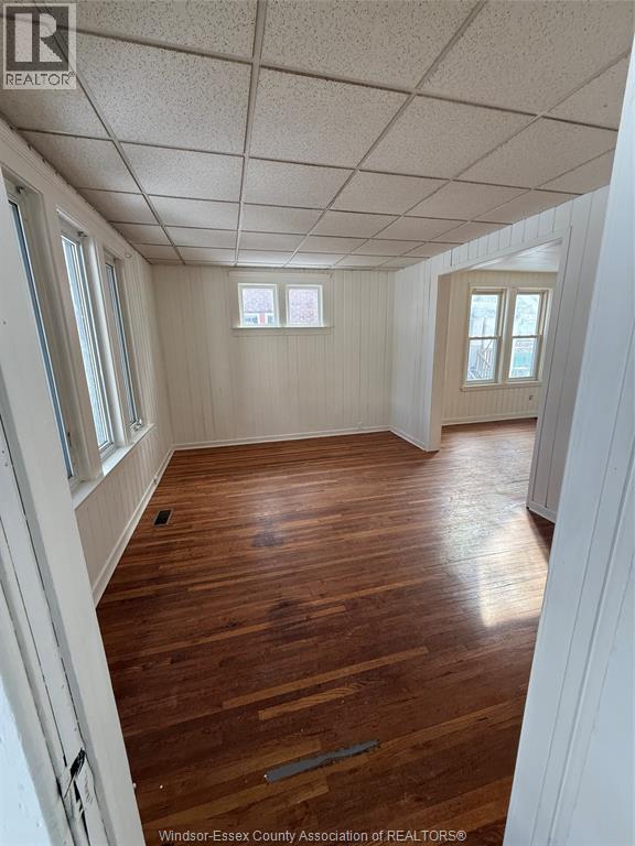 217 Campbell Avenue, Windsor, Ontario  N9B 2H1 - Photo 3 - 26000231