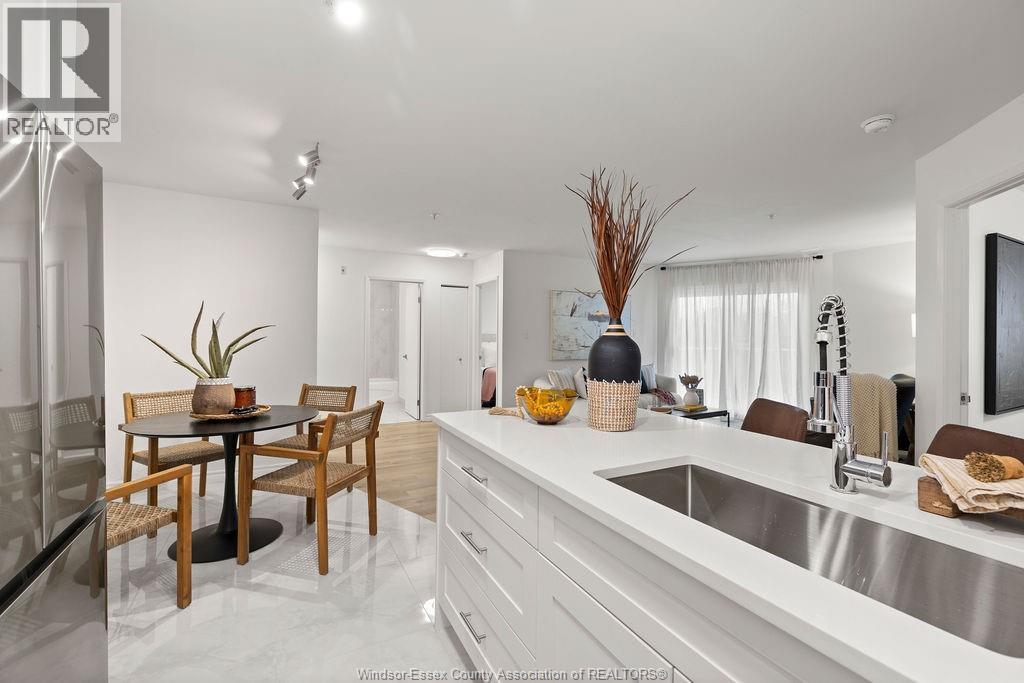 1535 Grand Marais Road Unit# 301, Windsor, Ontario  N9E 4W2 - Photo 7 - 26000225