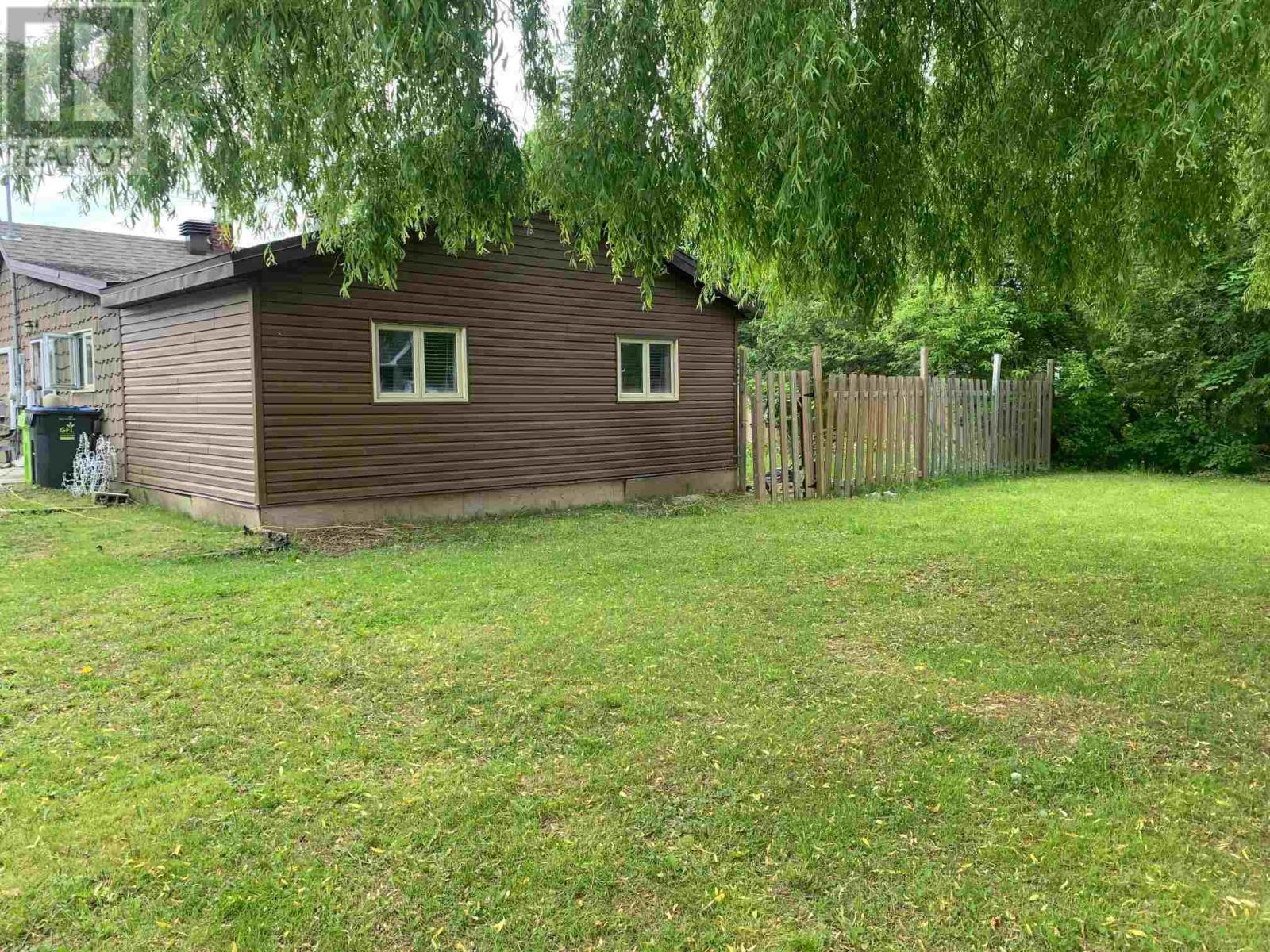 25 Elmwood Ave, Sault Ste. Marie, Ontario  P6B 4V6 - Photo 7 - SM252948