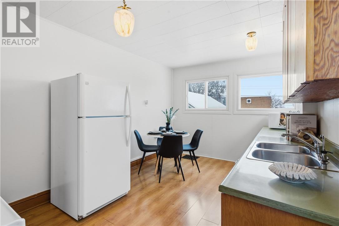 202 Eyre Street, Sudbury, Ontario  P3C 4B2 - Photo 11 - 2125974