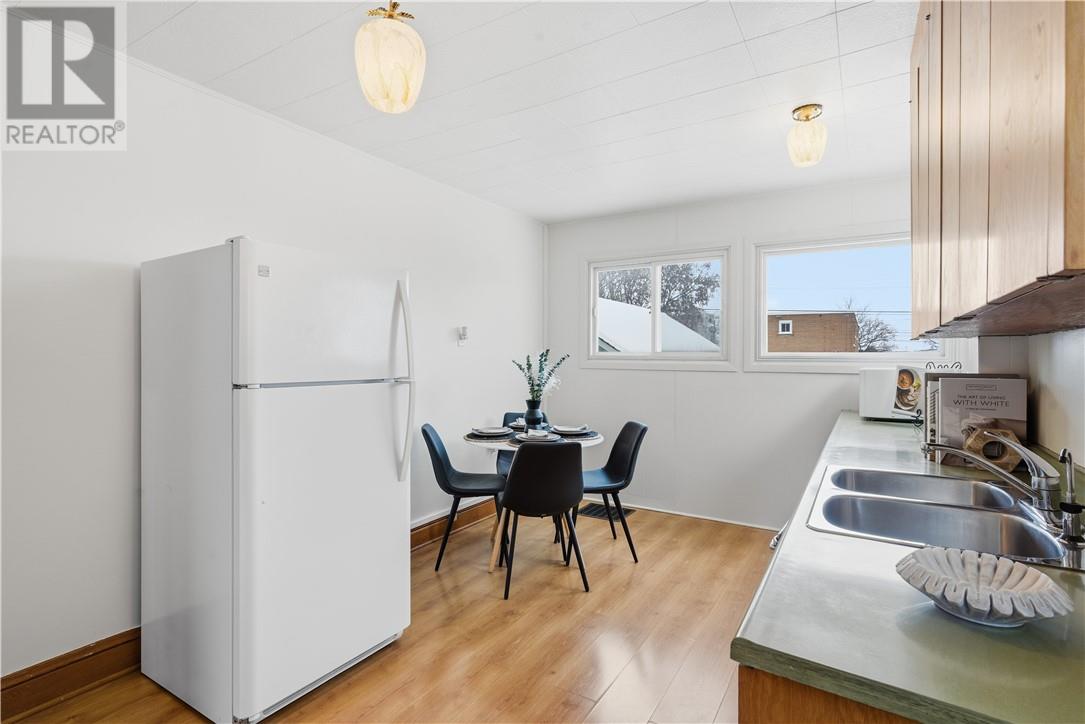 202 Eyre Street, Sudbury, Ontario  P3C 4B2 - Photo 7 - 2125974