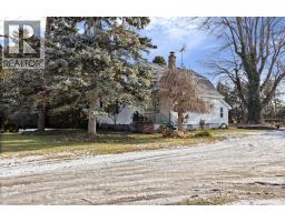 424 County Rd 14, Kingsville, Ontario