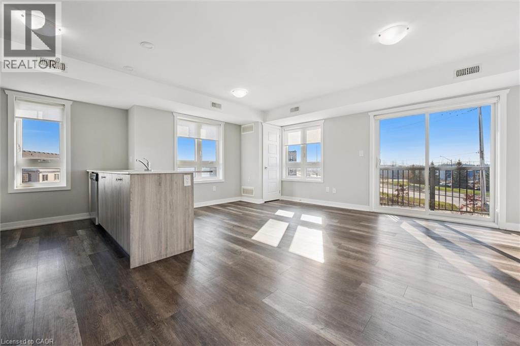 1331 Countrystone Drive Unit# B16, Kitchener, Ontario  N2N 3R9 - Photo 4 - 40794558