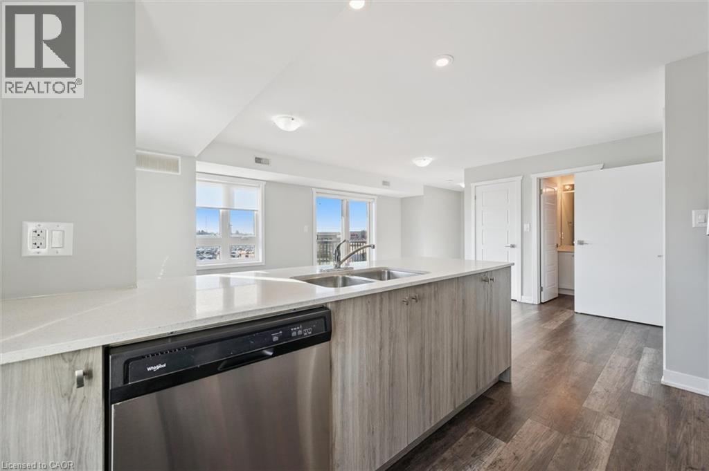 1331 Countrystone Drive Unit# B16, Kitchener, Ontario  N2N 3R9 - Photo 10 - 40794558