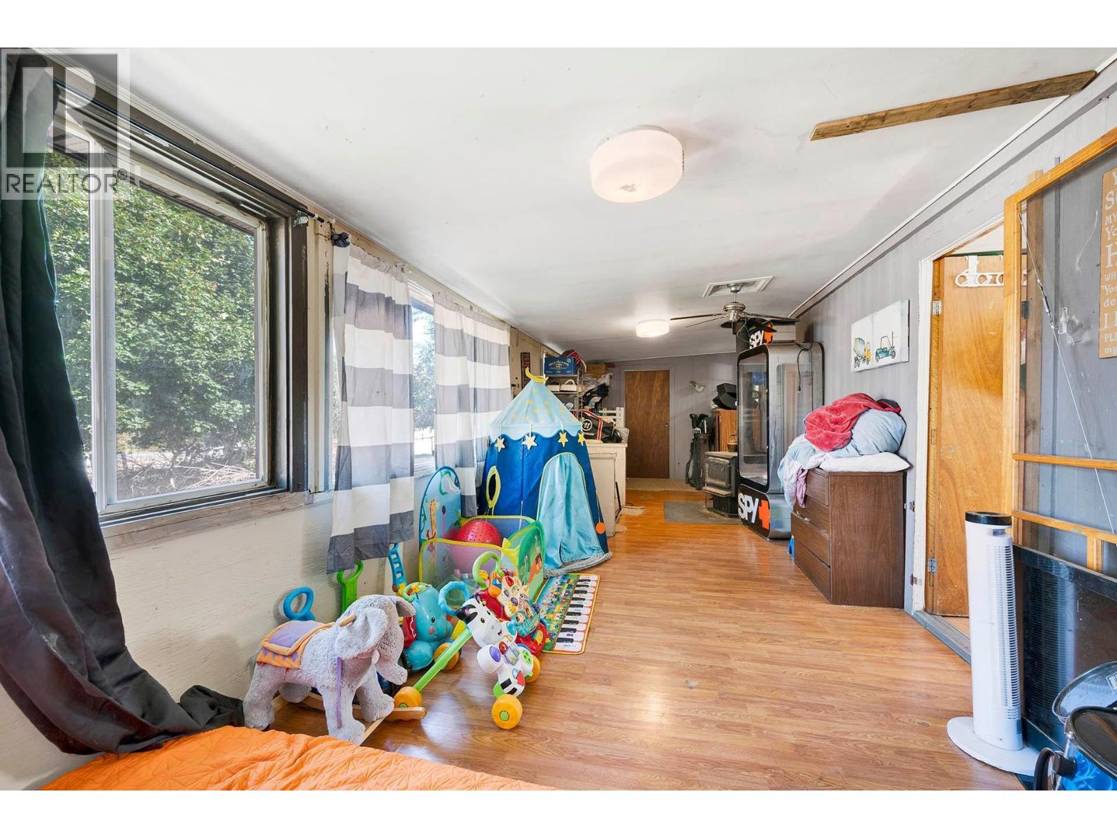 6896 Watson  E Drive, Kamloops, British Columbia  V0K 2P0 - Photo 13 - 10361592