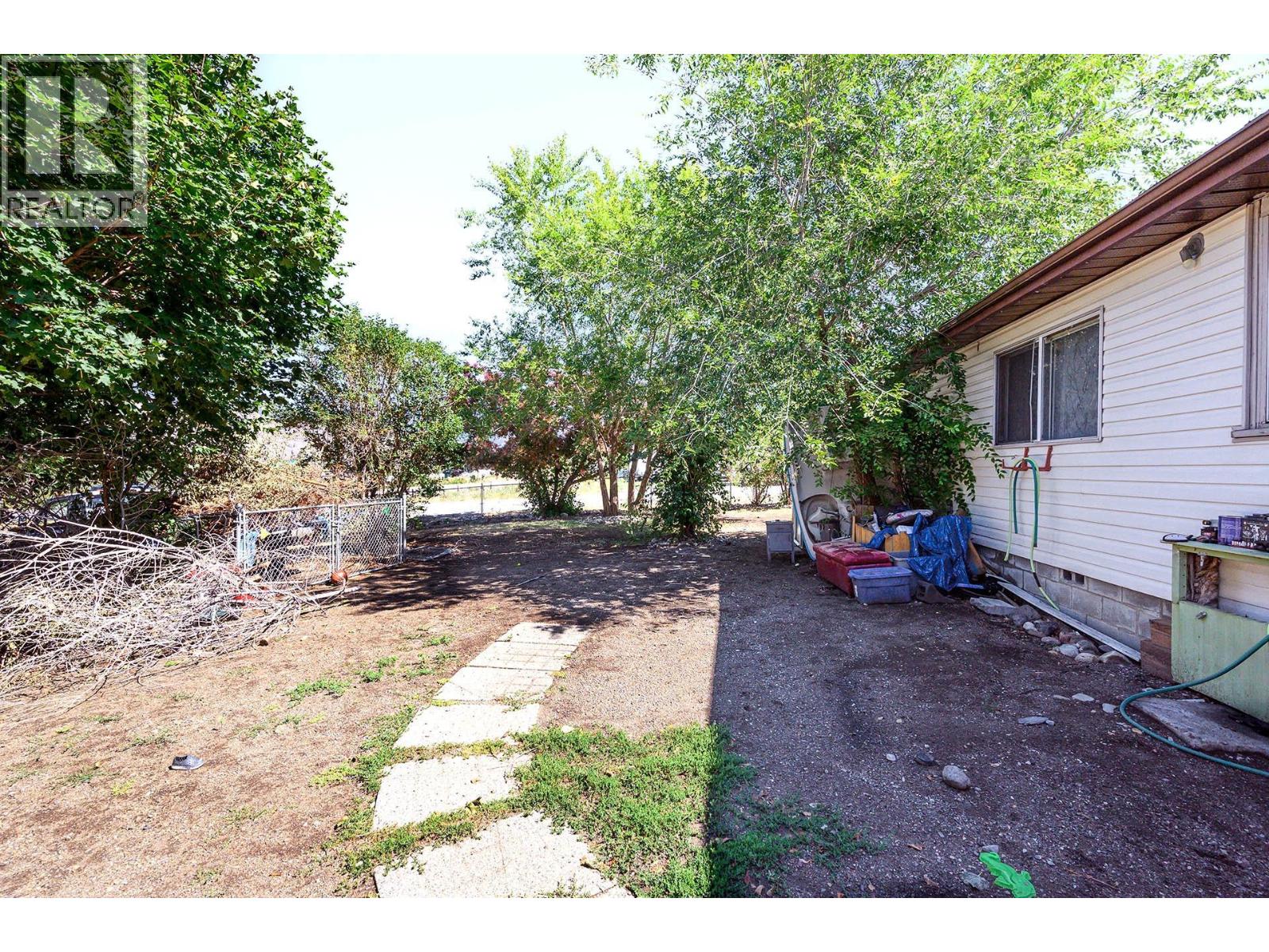 6896 Watson  E Drive, Kamloops, British Columbia  V0K 2P0 - Photo 31 - 10361592