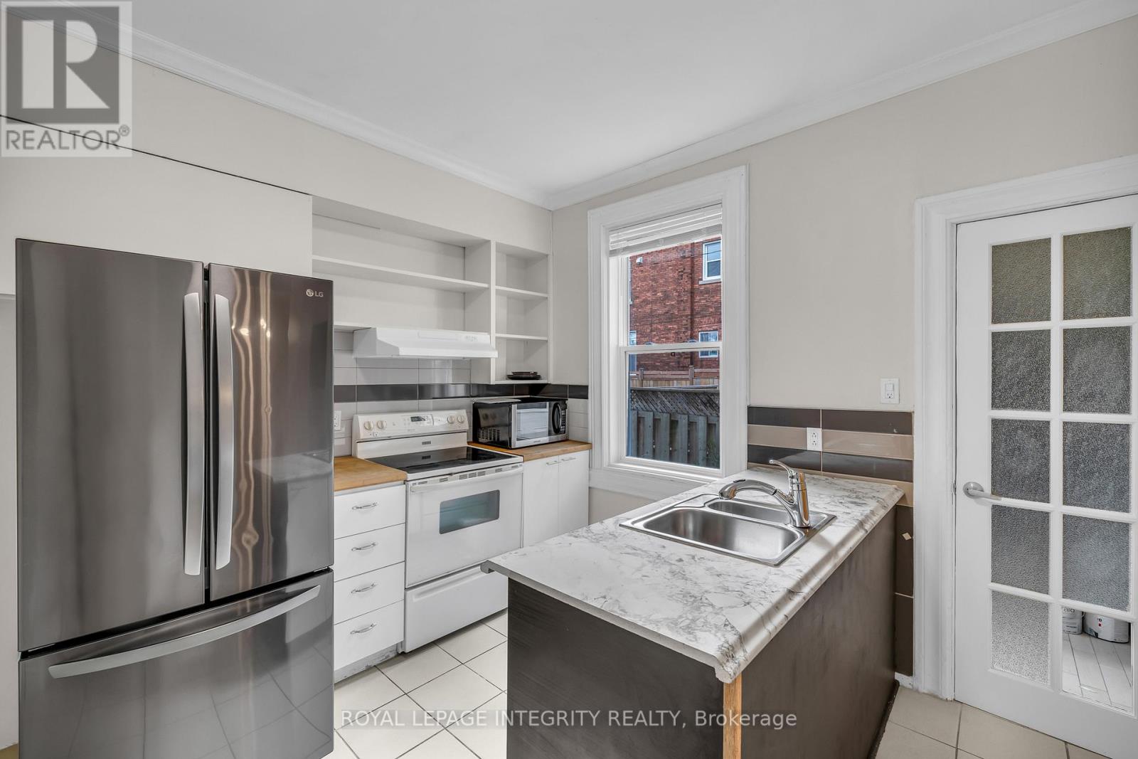 1 - 111 Spadina Avenue, Ottawa, Ontario K1Y 2B9 - Photo 15 - X12663786