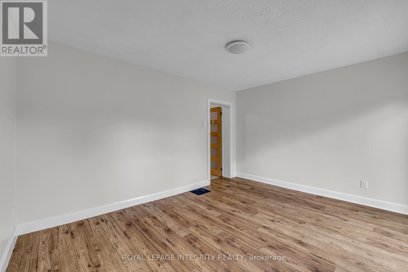 1 - 111 Spadina Avenue, Ottawa, Ontario K1Y 2B9 - Photo 21 - X12663786