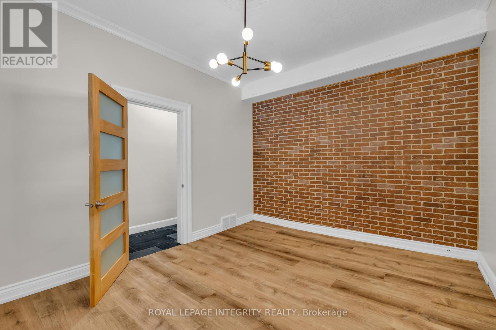 1 - 111 Spadina Avenue, Ottawa, Ontario K1Y 2B9 - Photo 7 - X12663786