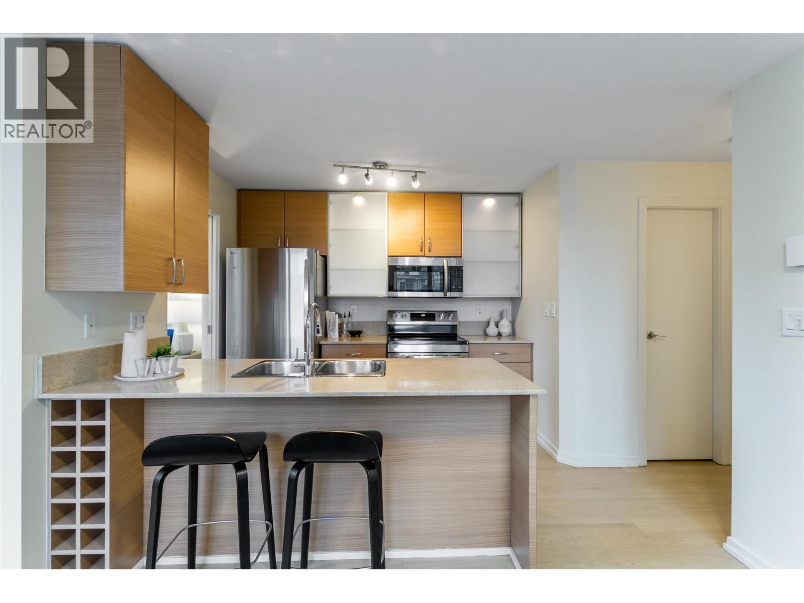 1109 909 Mainland Street, Vancouver, British Columbia  V6B 1S3 - Photo 9 - R3075939