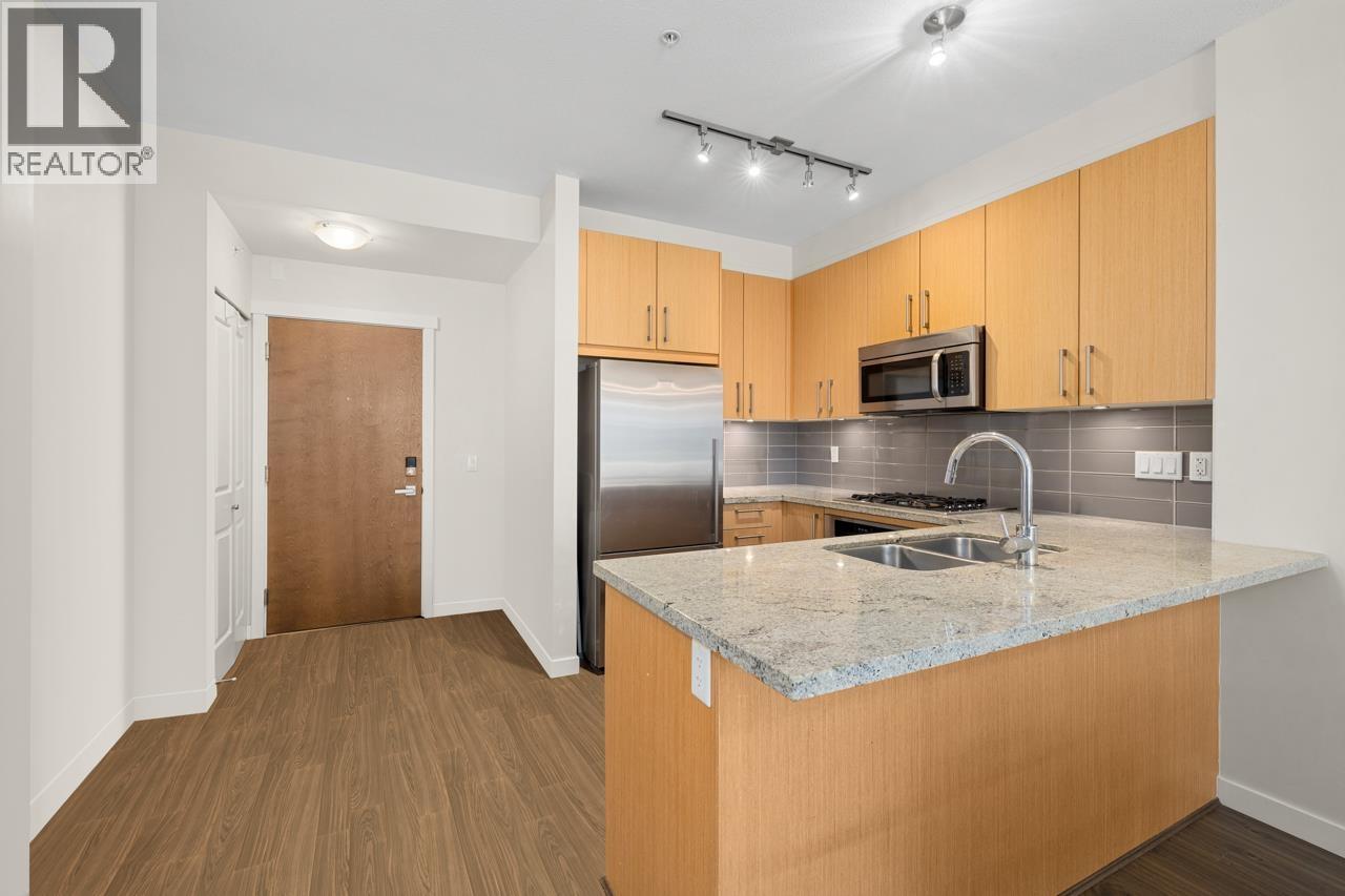 304 139 W 22nd Street, North Vancouver, British Columbia  V7M 0B5 - Photo 10 - R3075960