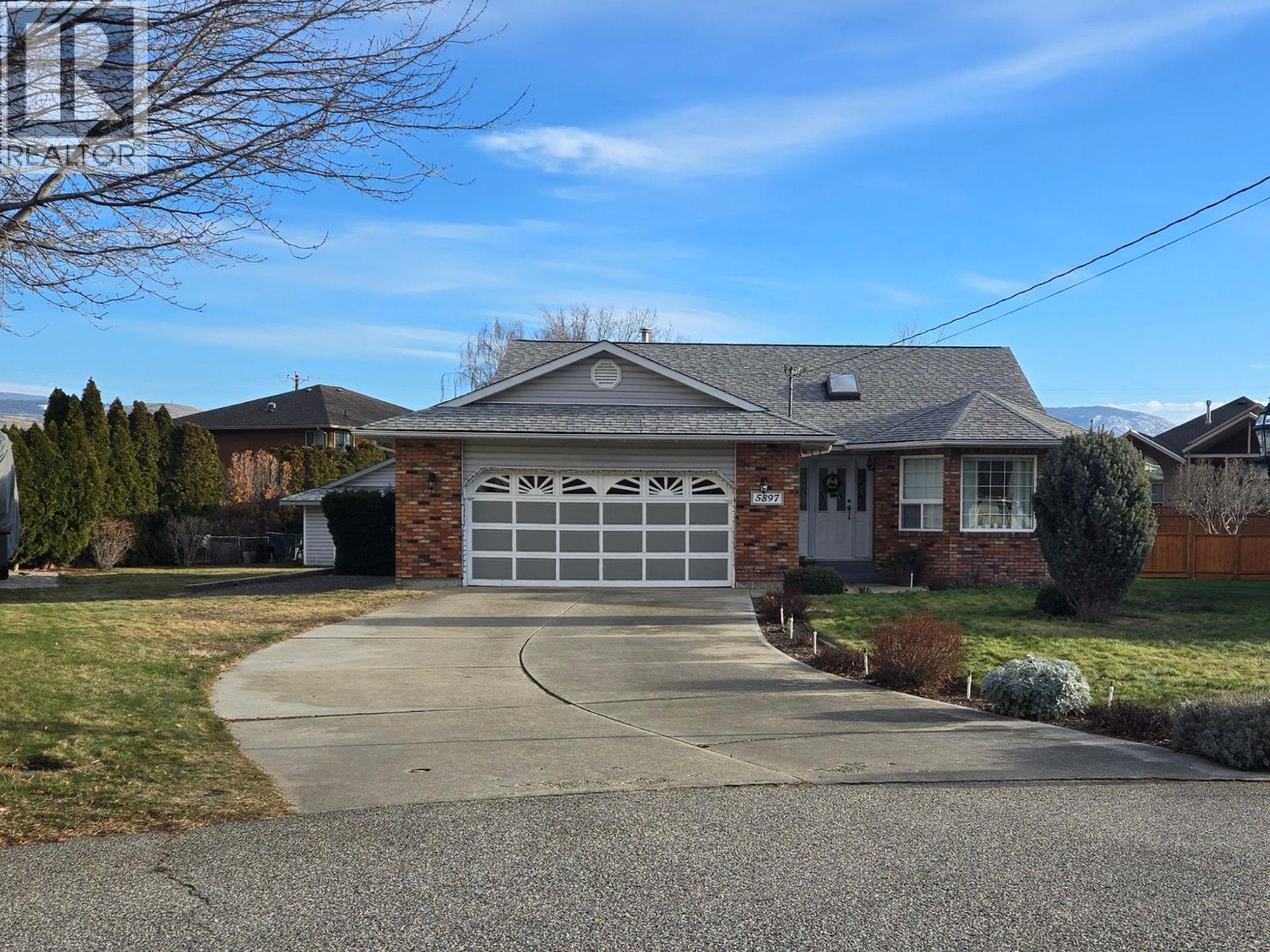 5897 Fairview Place, oliver, British Columbia