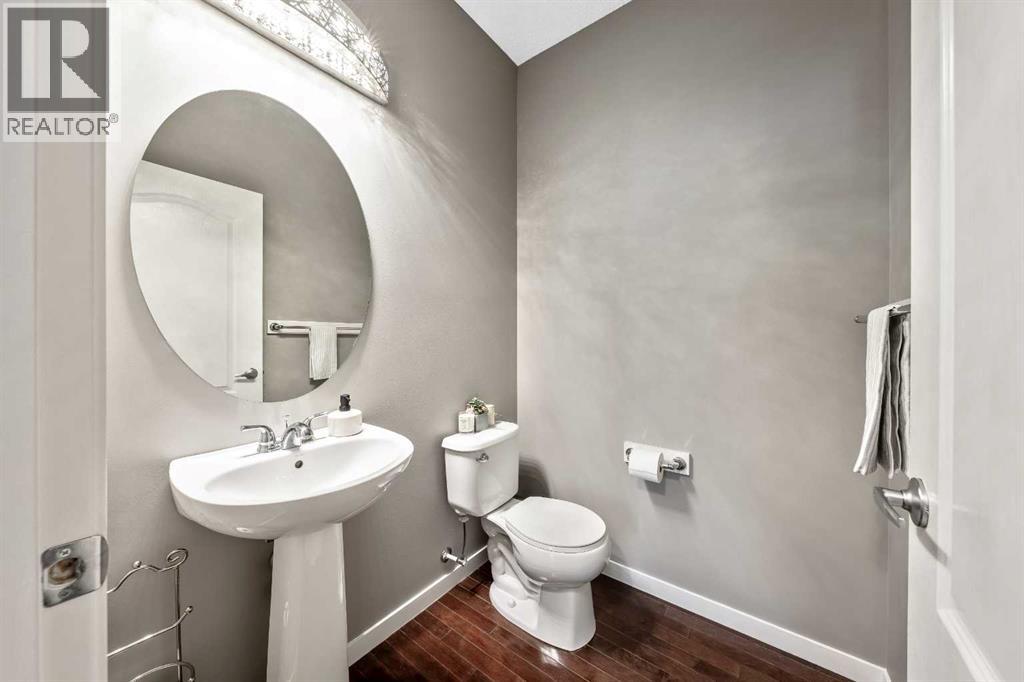 443 Skyview Shores Manor Ne, Calgary, Alberta  T3N 0H2 - Photo 4 - A2258107