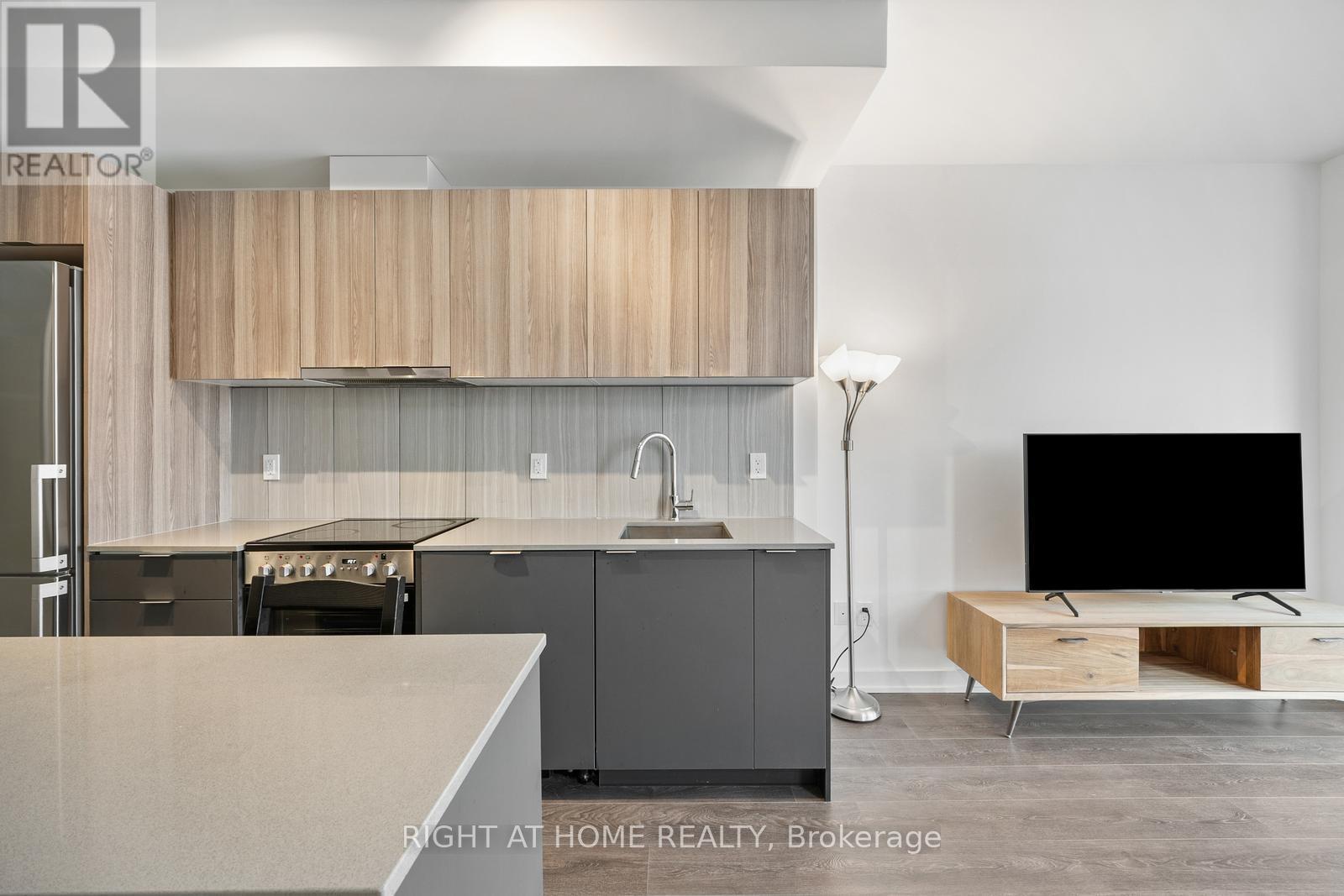 607 - 8 Tippett Road, Toronto, Ontario  M3H 0E7 - Photo 13 - C12663792