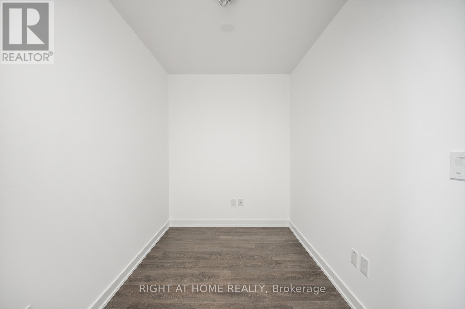 607 - 8 Tippett Road, Toronto, Ontario  M3H 0E7 - Photo 8 - C12663792