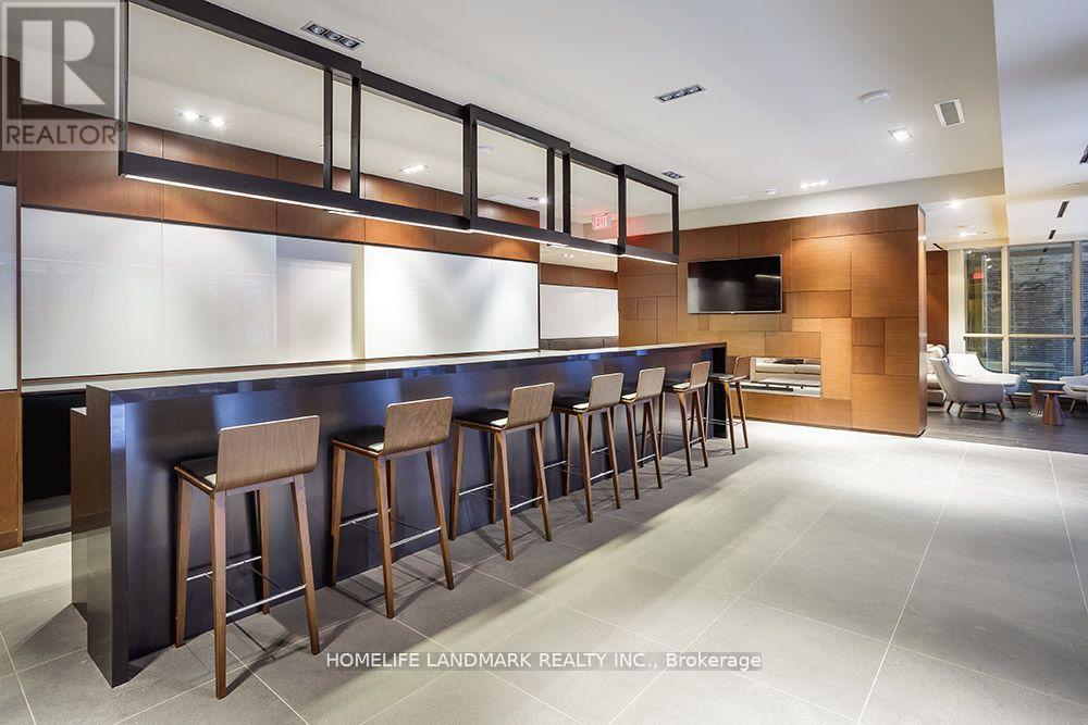 3215 - 70 Temperance Street, Toronto, Ontario  M5H 0B1 - Photo 2 - C12663814