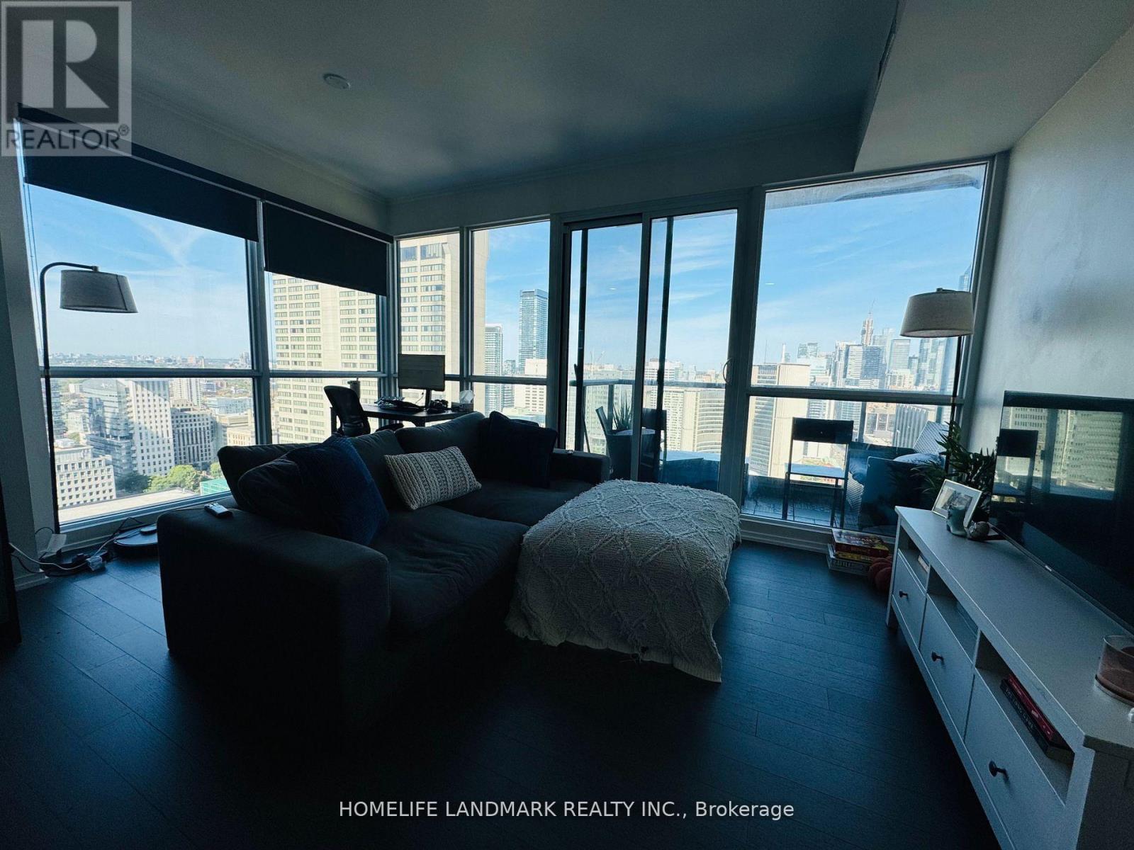 3215 - 70 Temperance Street, Toronto, Ontario  M5H 0B1 - Photo 9 - C12663814