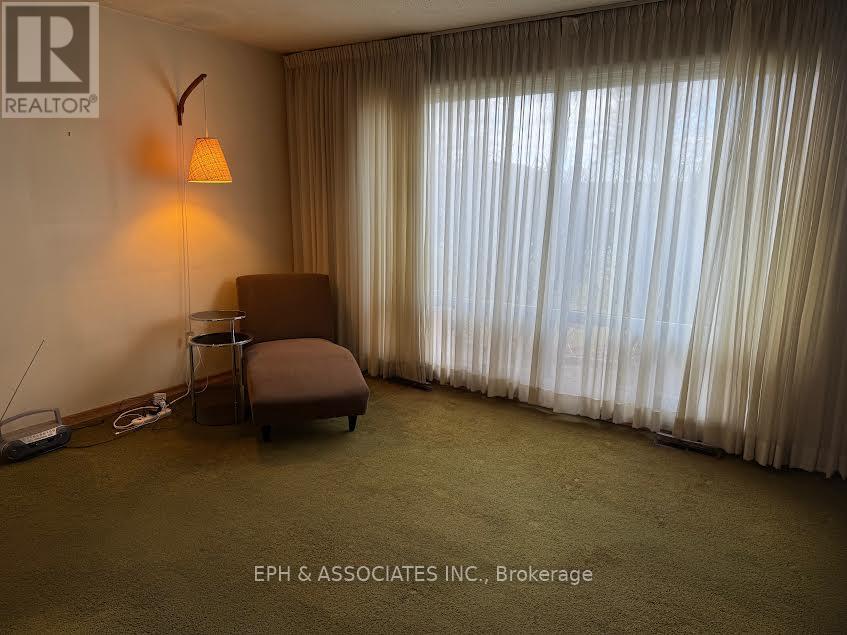 29 Stavely Avenue, Toronto, Ontario  M1K 4P2 - Photo 2 - E12663828