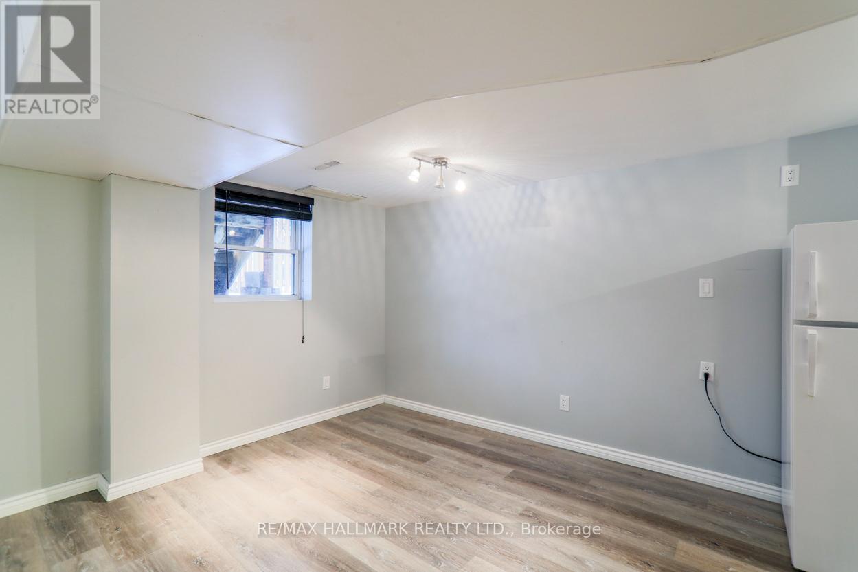 Lower - 18 Northview Avenue, Toronto, Ontario  M1N 1W1 - Photo 3 - E12663872