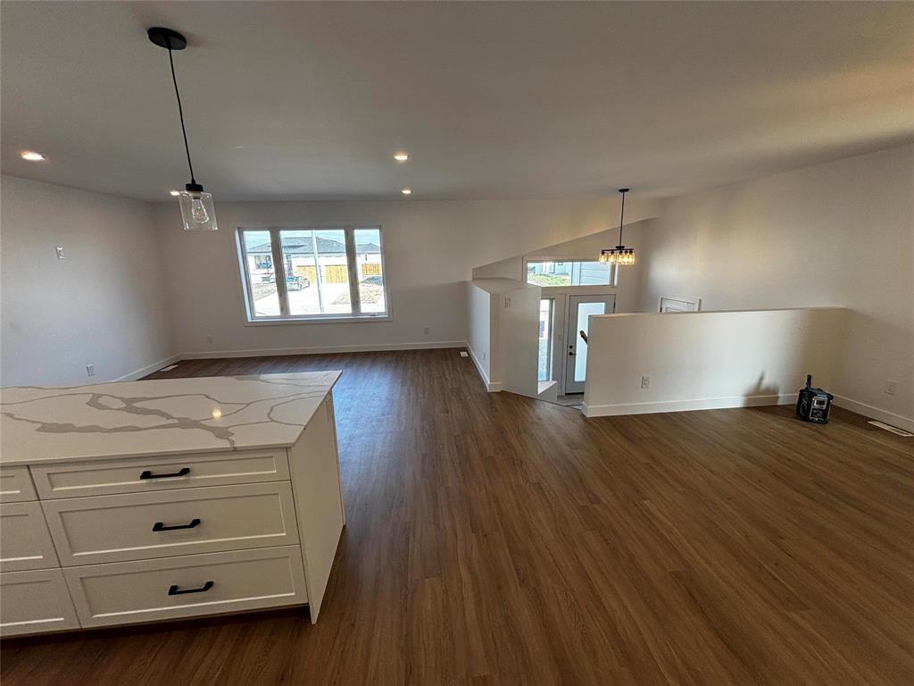 75 Harvest Bay, Blumenort, Manitoba  R5G 0C1 - Photo 5 - 202600279