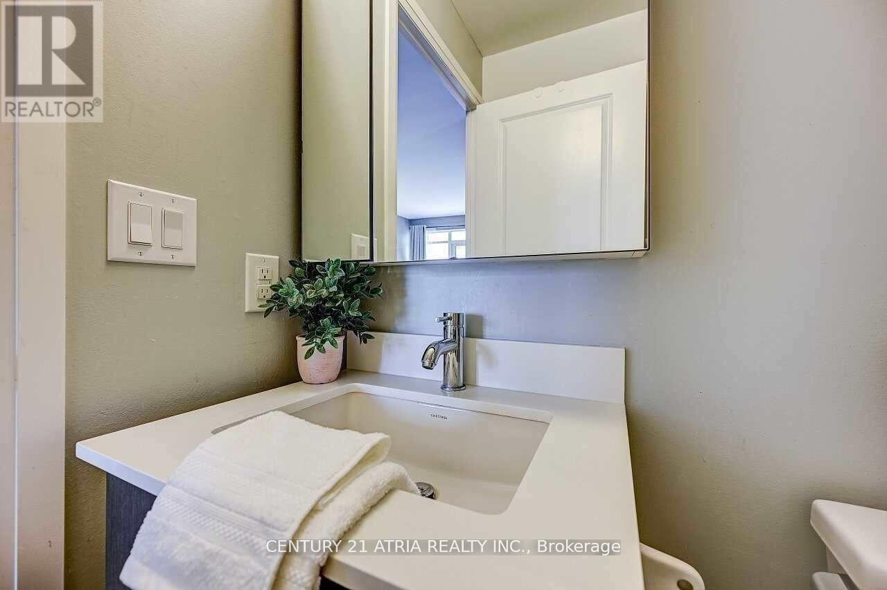 1111 - 55 Oneida Crescent, Richmond Hill, Ontario  L4B 4T9 - Photo 15 - N12663824