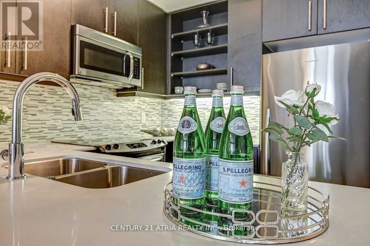 1111 - 55 Oneida Crescent, Richmond Hill, Ontario  L4B 4T9 - Photo 9 - N12663824