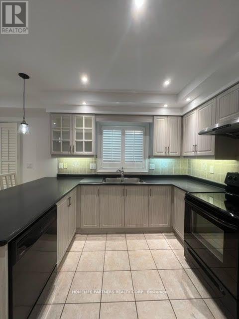 38 Stone Palace Way, Vaughan, Ontario  L4H 1M9 - Photo 5 - N12663830