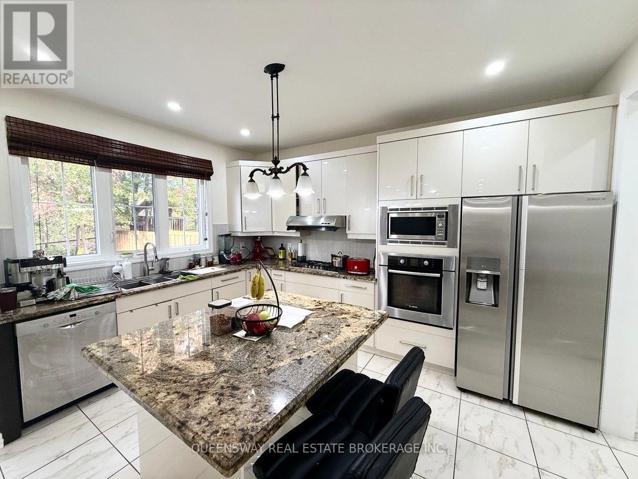 79 Bulmer Street N, Newmarket, Ontario  L3X 3K1 - Photo 13 - N12663846