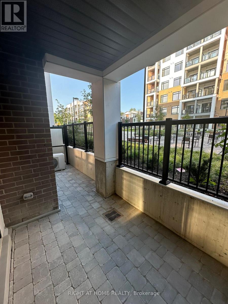 111 - 135 Canon Jackson Drive, Toronto, Ontario  M6M 0C3 - Photo 12 - W12650882