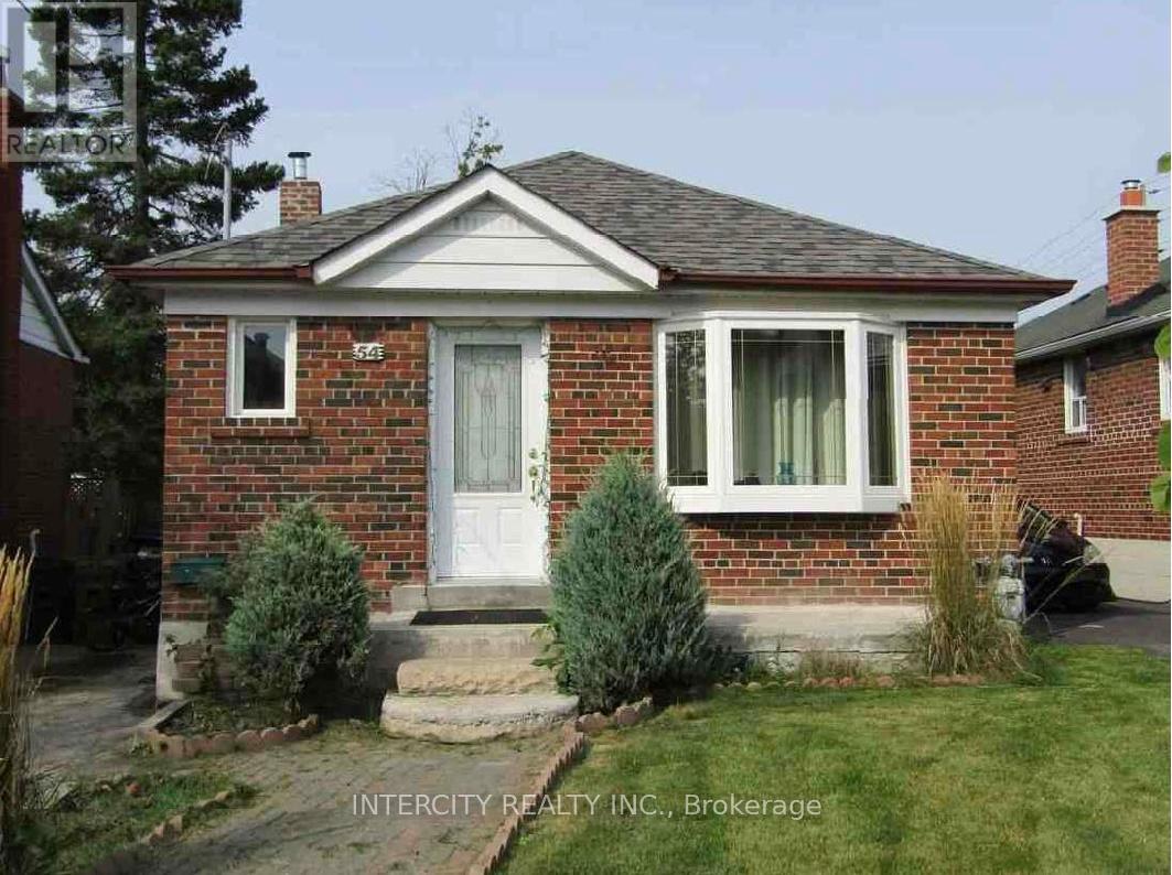 54 Sixteenth Street, Toronto, Ontario  M8V 3J8 - Photo 2 - W12657374