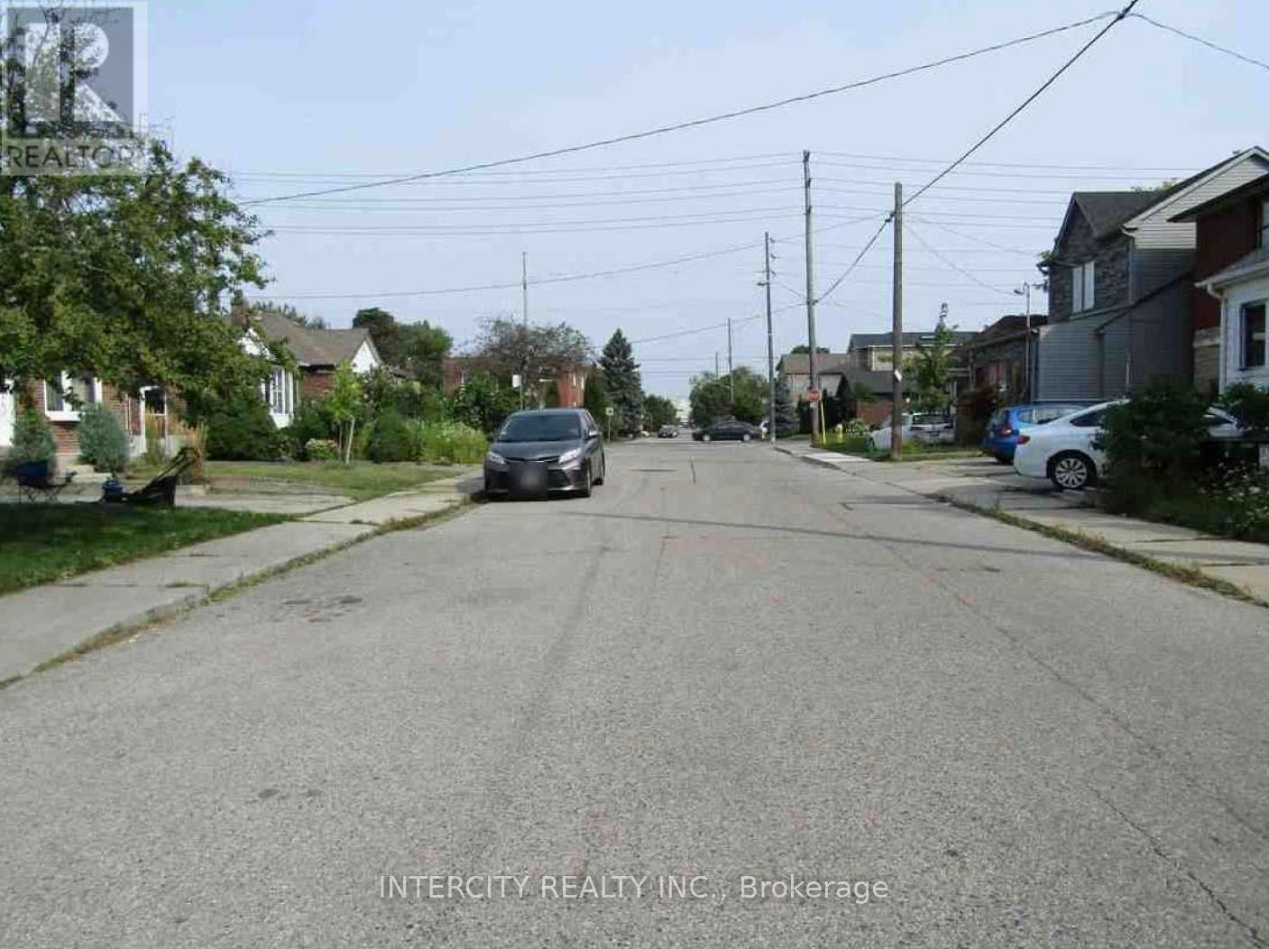 54 Sixteenth Street, Toronto, Ontario  M8V 3J8 - Photo 3 - W12657374