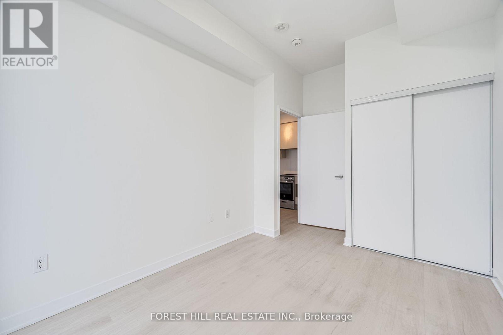 1201 - 3900 Confederation Parkway, Mississauga, Ontario  L5B 0M3 - Photo 14 - W12663790