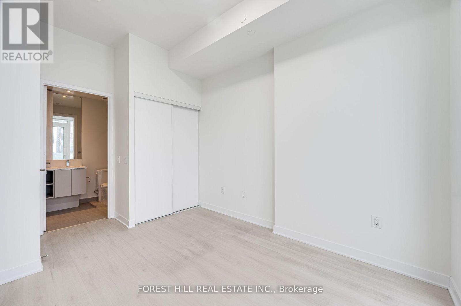 1201 - 3900 Confederation Parkway, Mississauga, Ontario  L5B 0M3 - Photo 15 - W12663790