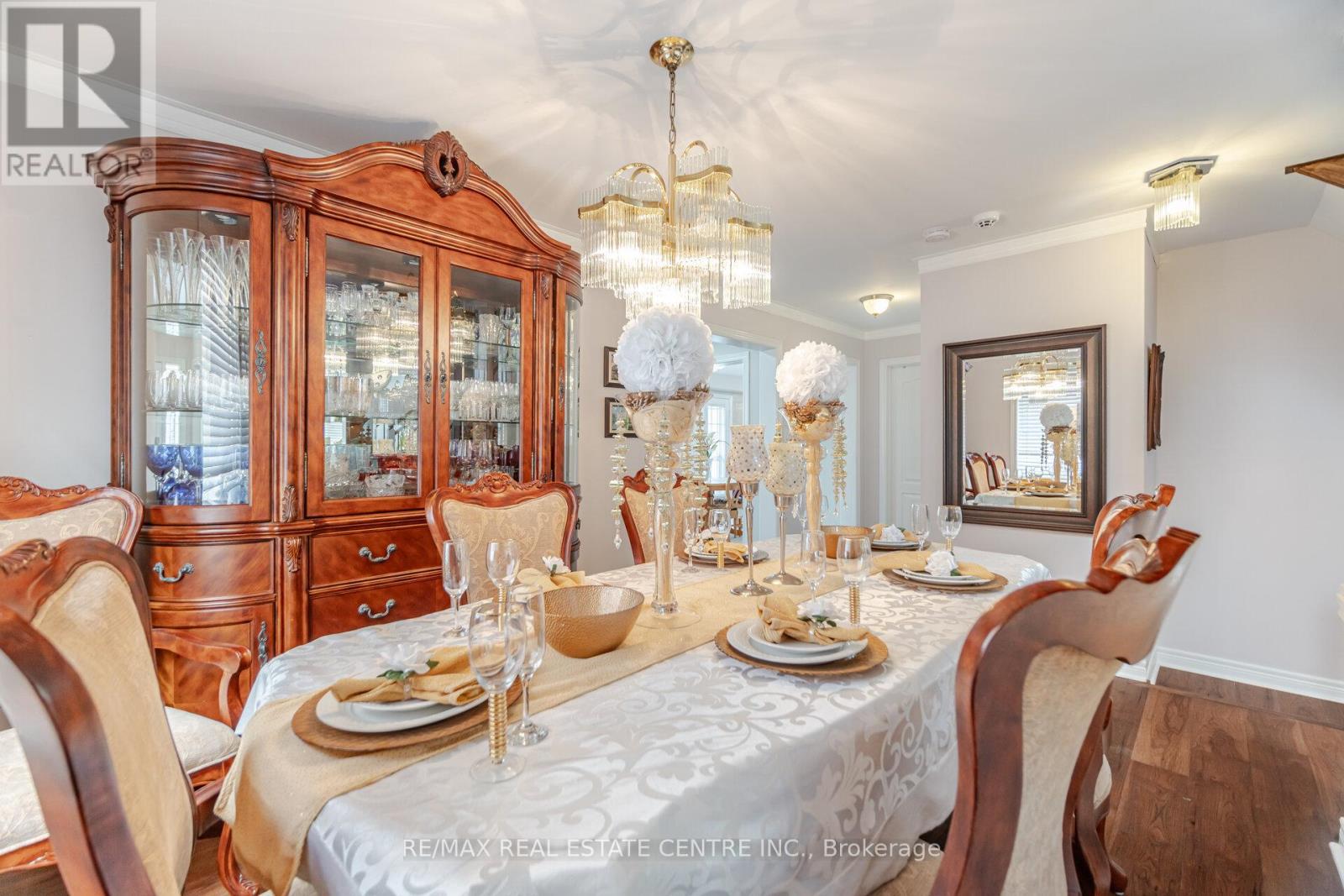 53 Wild Indigo Crescent, Brampton, Ontario  L6R 2K3 - Photo 10 - W12663820