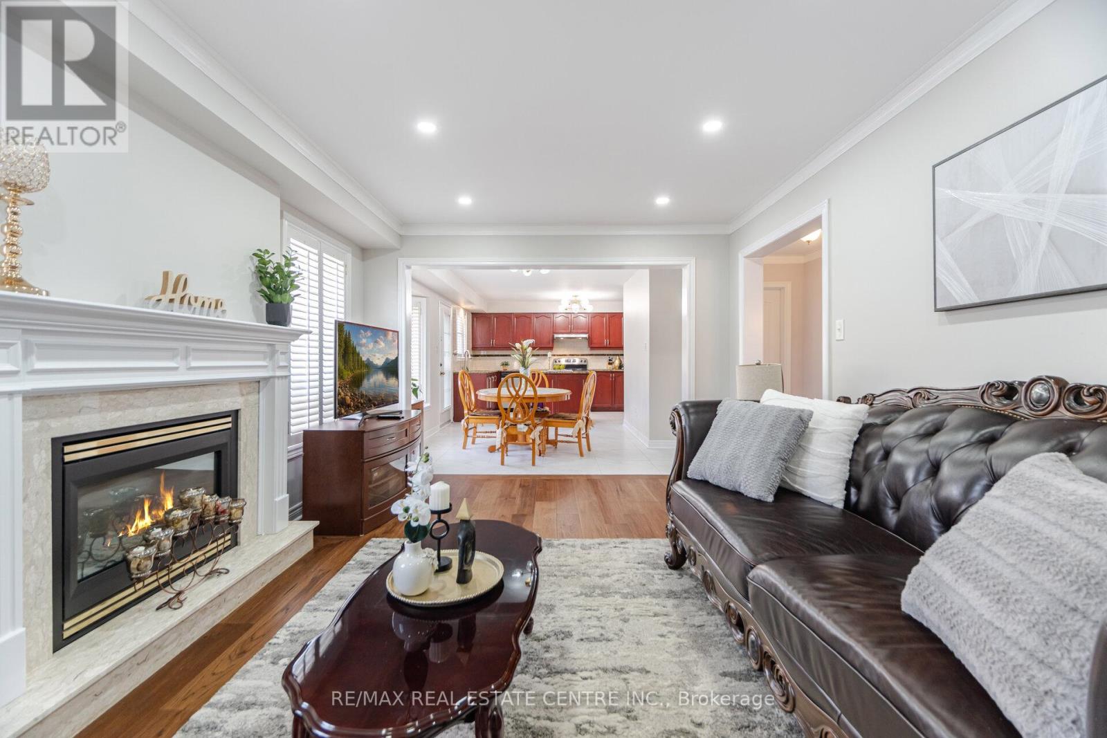 53 Wild Indigo Crescent, Brampton, Ontario  L6R 2K3 - Photo 23 - W12663820