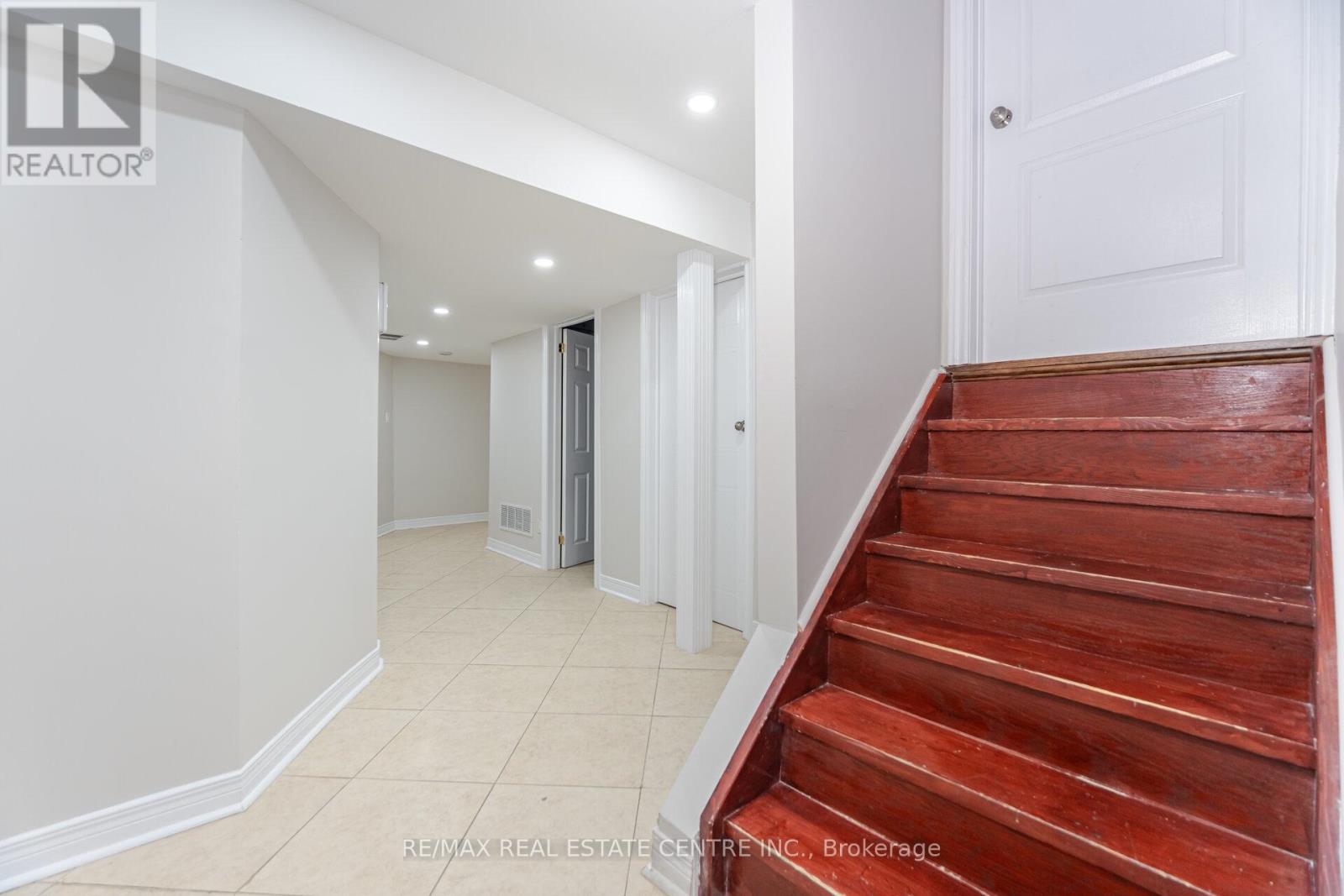 53 Wild Indigo Crescent, Brampton, Ontario  L6R 2K3 - Photo 42 - W12663820