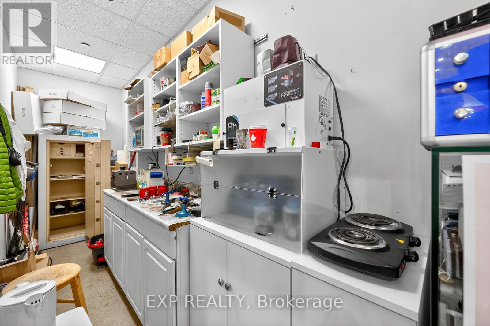 1-174 - 100 City Centre Drive, Mississauga, Ontario  L5B 2C9 - Photo 16 - W12663858