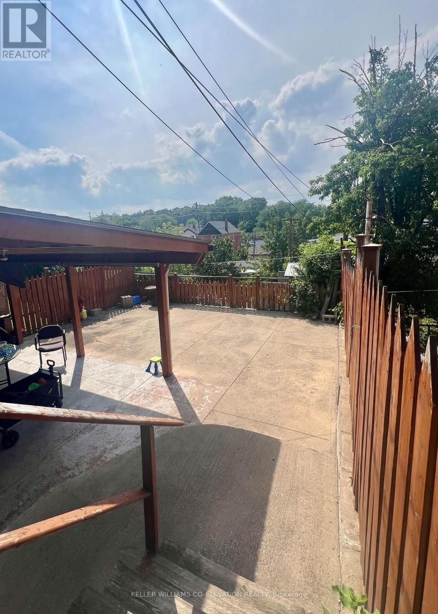 8 Porter Avenue, Toronto, Ontario  M6N 2G9 - Photo 24 - W12663862