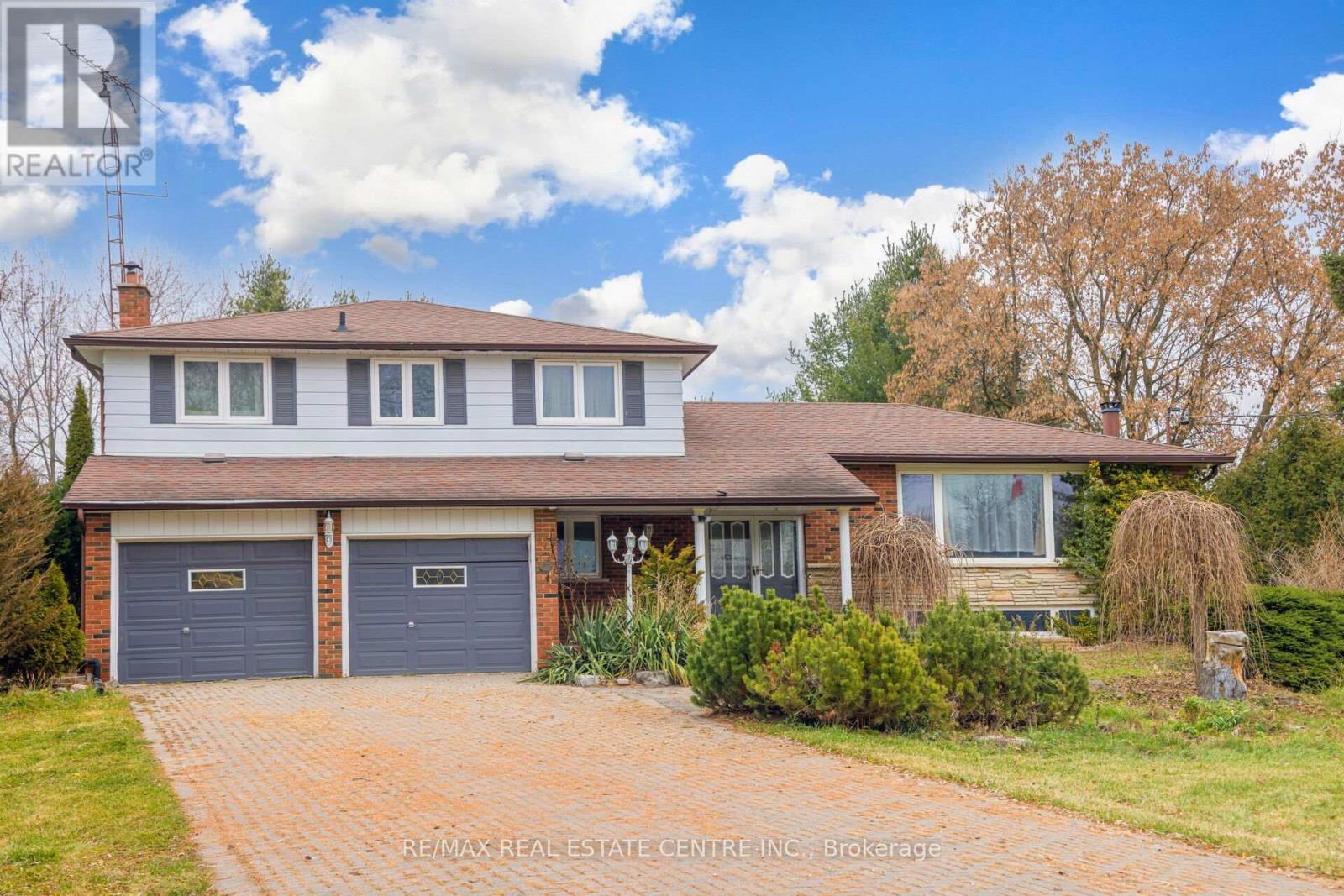 15095 Dixie Road, Caledon, Ontario  L7C 2N1 - Photo 1 - W12663864