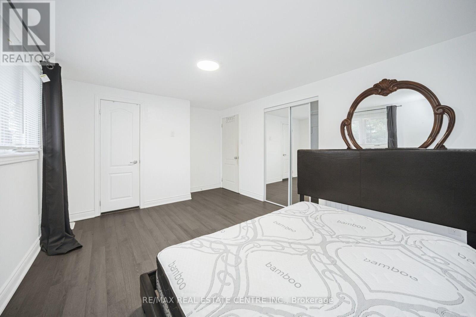 15095 Dixie Road, Caledon, Ontario  L7C 2N1 - Photo 27 - W12663864