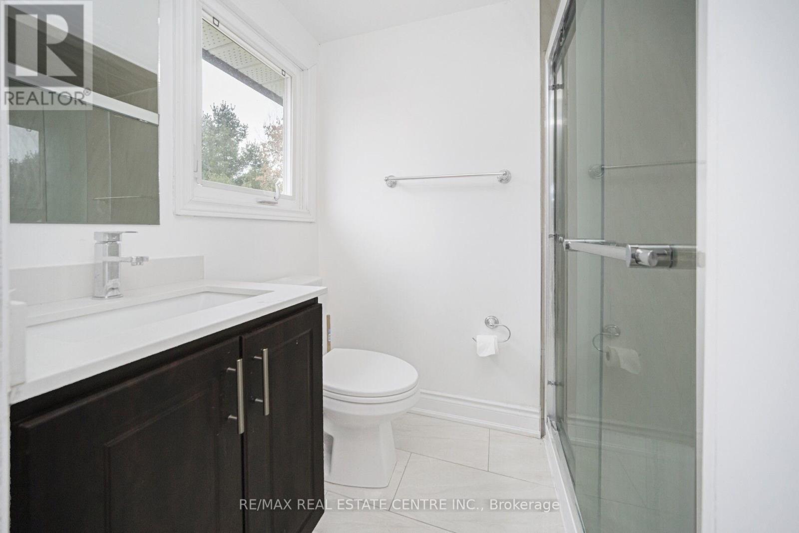 15095 Dixie Road, Caledon, Ontario  L7C 2N1 - Photo 28 - W12663864