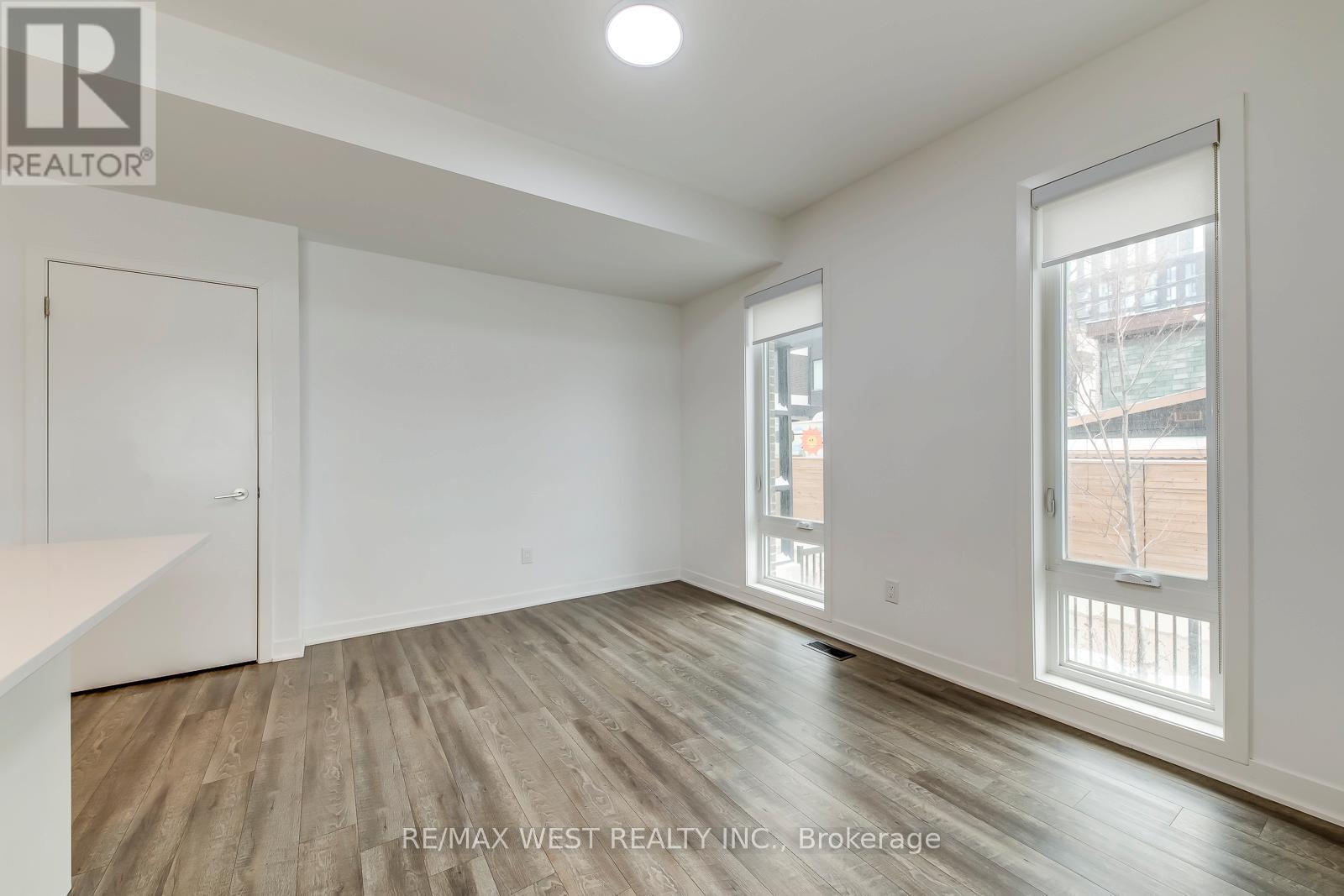 14 - 40 Ed Clark Gardens Boulevard, Toronto, Ontario  M6N 0B5 - Photo 15 - W12663874
