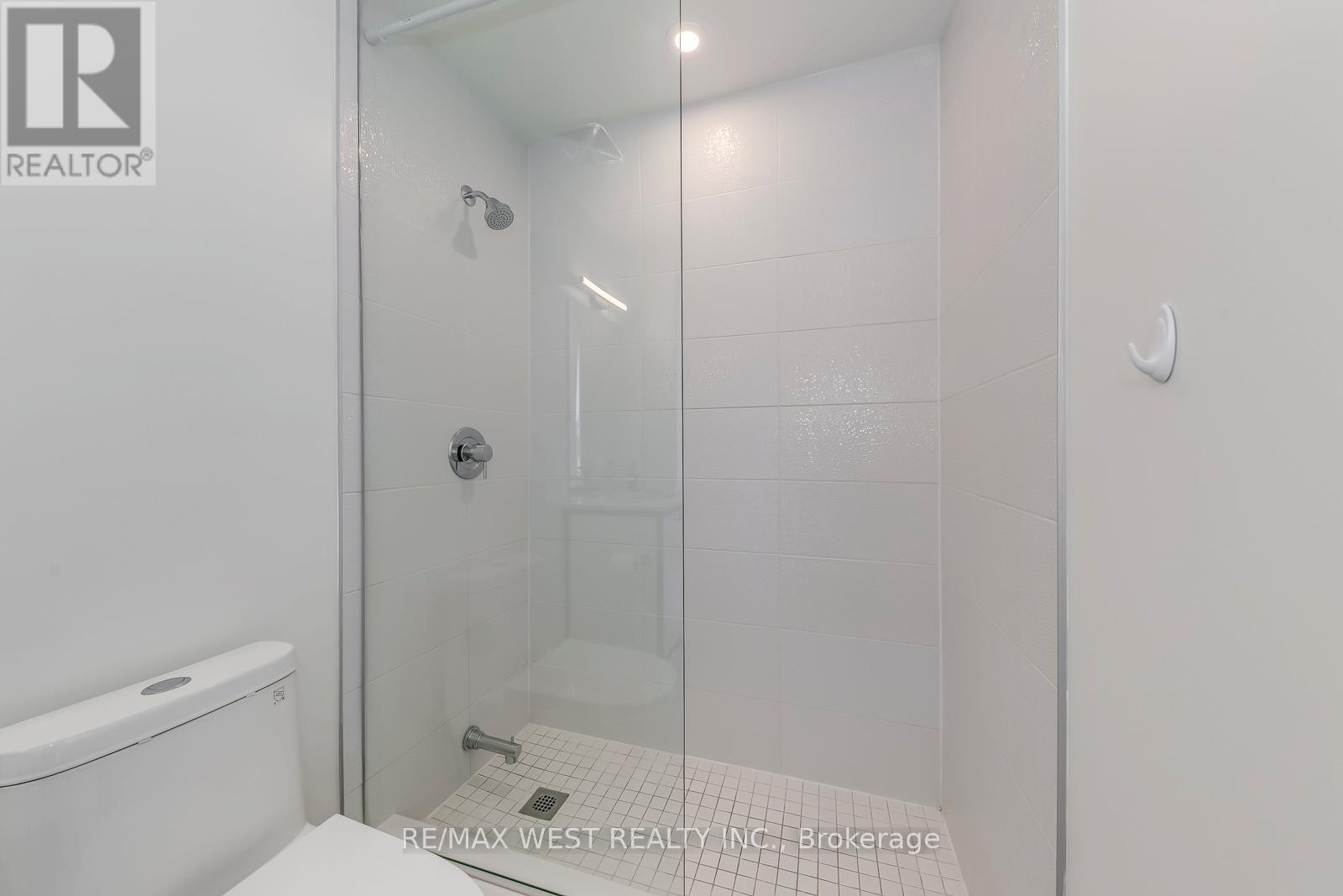 14 - 40 Ed Clark Gardens Boulevard, Toronto, Ontario  M6N 0B5 - Photo 19 - W12663874